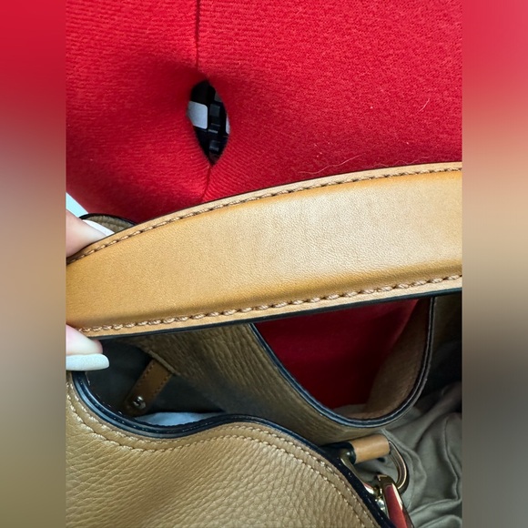 BURBERRY Bucket bag with tassel - Picture 5 of 16